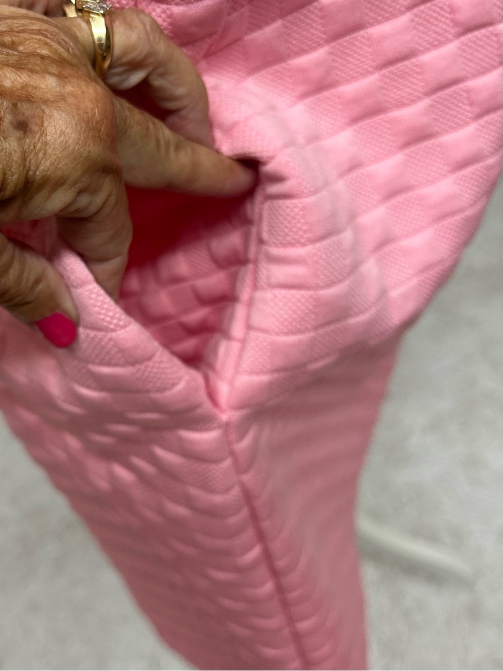 Pink Textured Ruffle Sleeve Shift Dress - Picture 4 of 4